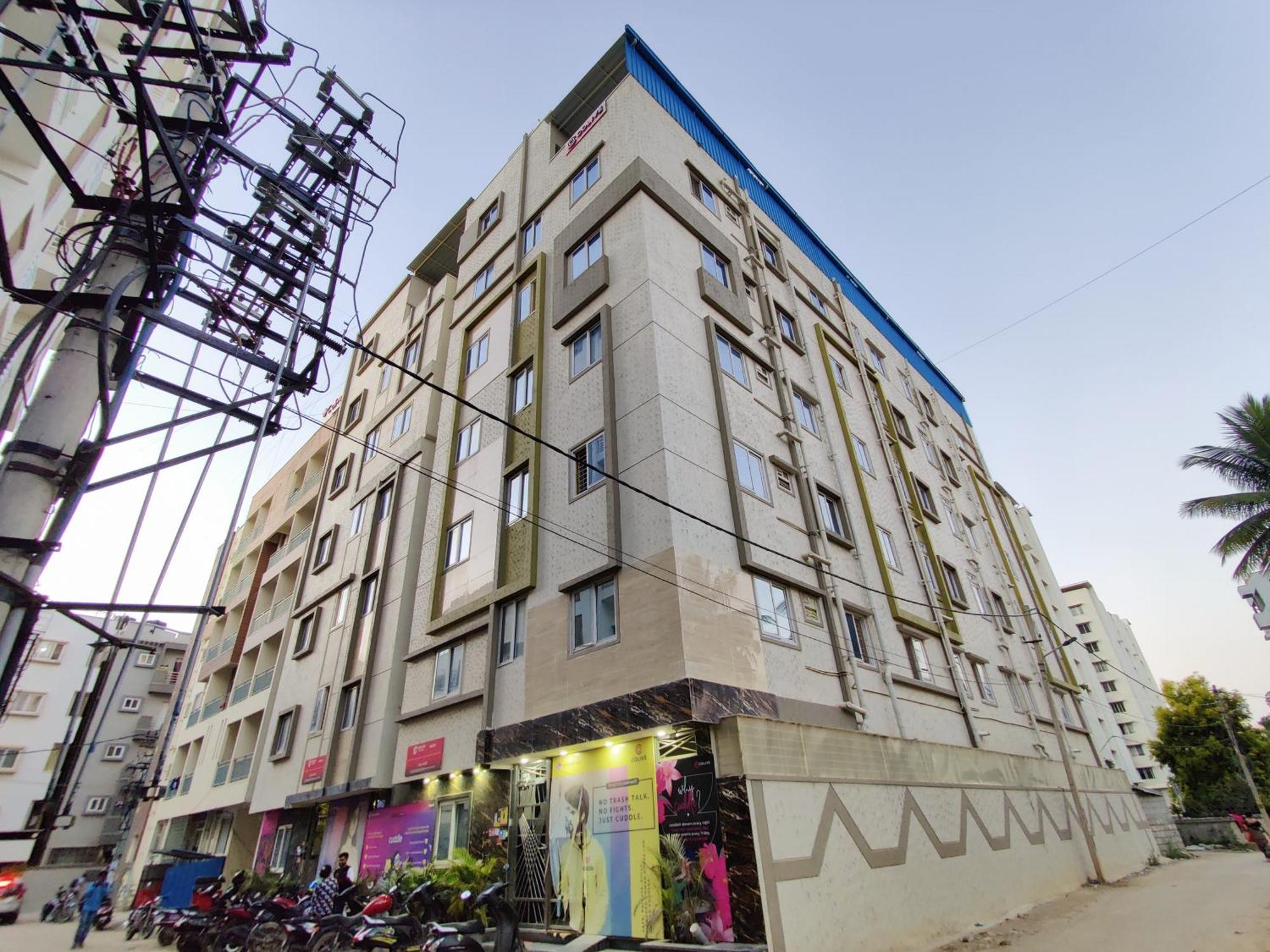 C Suites - Clanton Bangalore Exterior foto